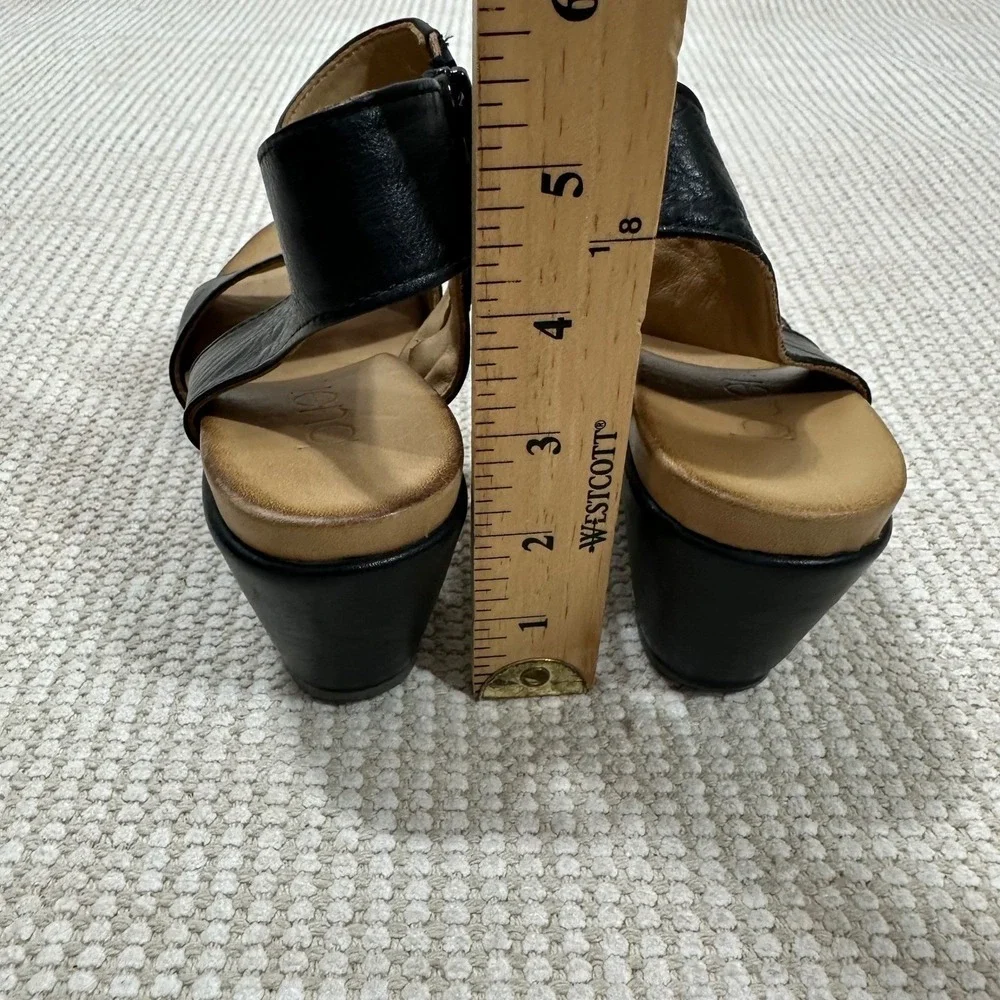 Bueno Black Leather Wedge Sandals Side Zip Made in Turkey Womens 37